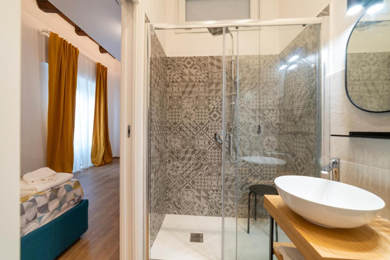 Il Vicoletto Maiorani 39 Apartment Naples Luaran gambar