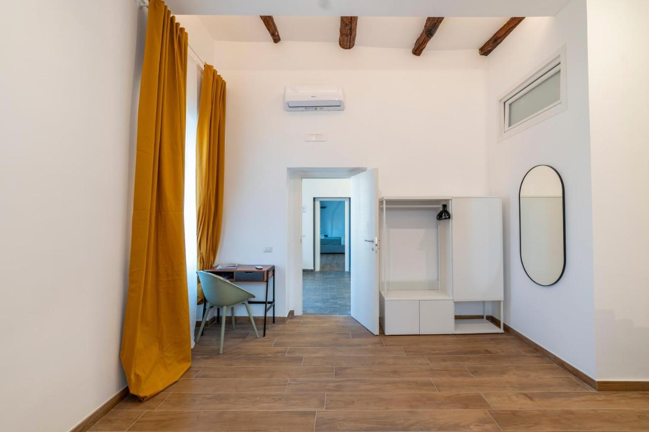 Il Vicoletto Maiorani 39 Apartment Naples Luaran gambar